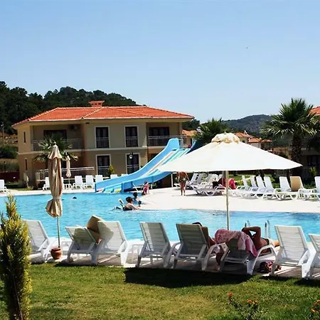 Отель The One Club 3*